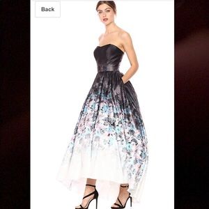 One hour sale. 🌹Betsy Adam dress💝